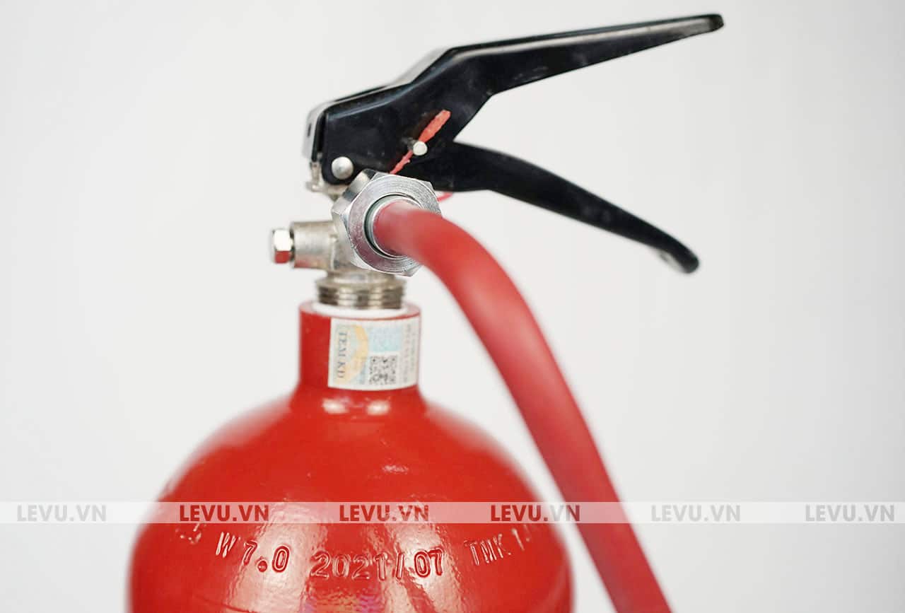 Bình chữa cháy Tomoken 3kg TMK-VJ-CO2/3Kg có sẵn tem kiểm định