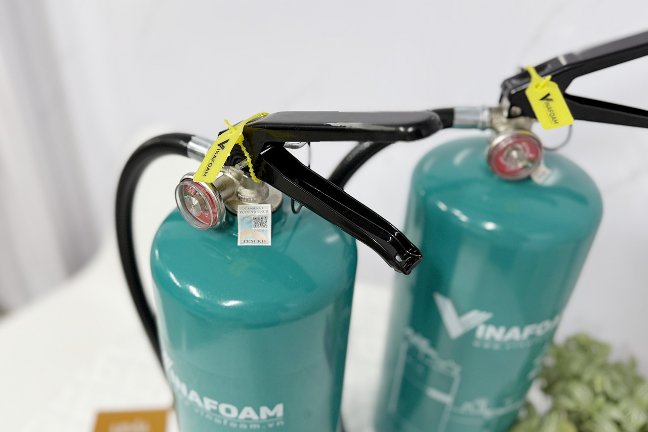 Bình chữa cháy gốc nước 3 lít V3F-K Vinafoam
