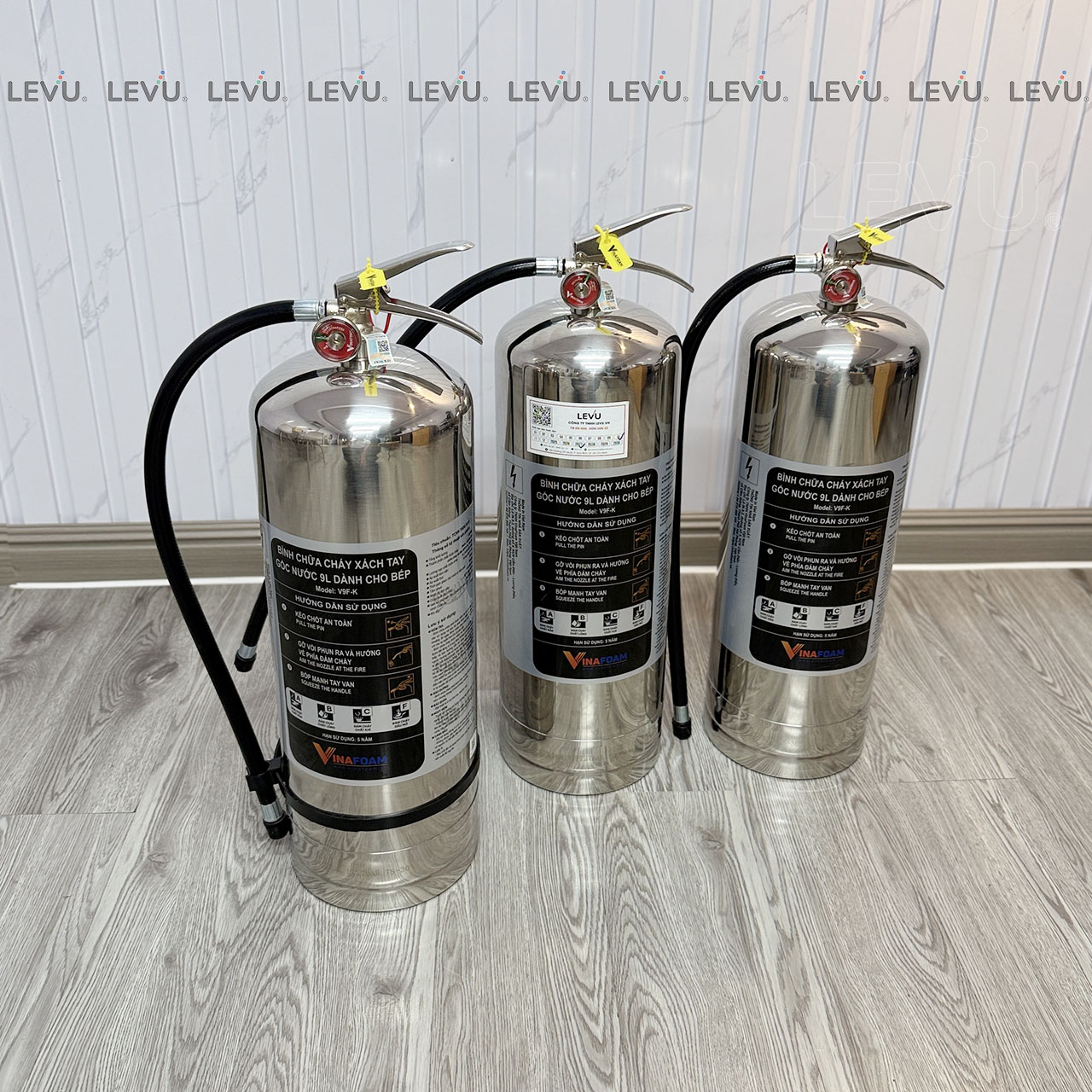 binh chua chay goc nuoc 9 lit inox v9f k vinafoam 3 Bình chữa cháy gốc nước 9 lít inox V9F-K Vinafoam - Ảnh 5