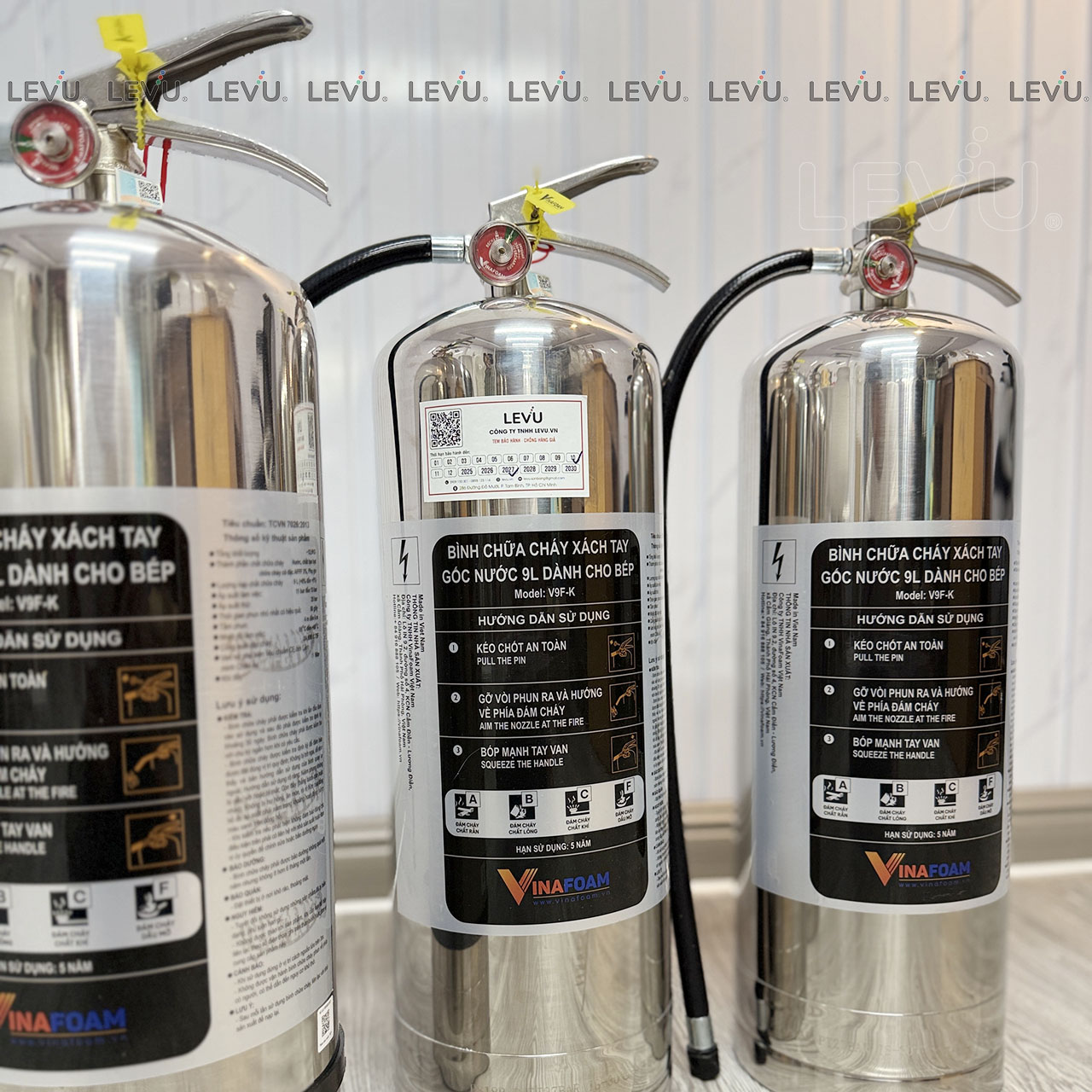 binh chua chay goc nuoc 9 lit inox v9f k vinafoam 5 Bình chữa cháy gốc nước 9 lít inox V9F-K Vinafoam - Ảnh 7