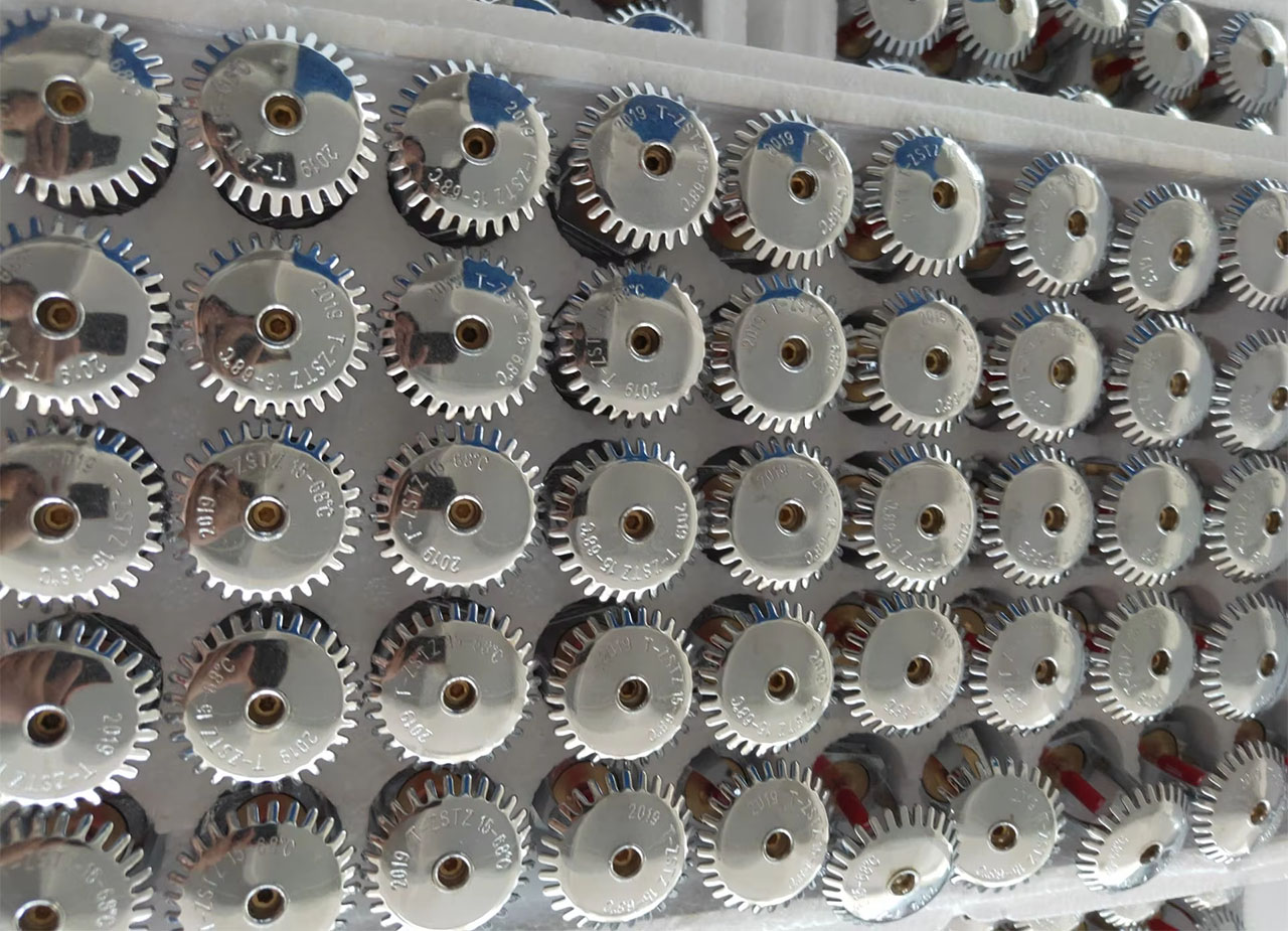 Đầu phun Sprinkler DN15 hướng lên ren PT 1/2″ Ø21mm
