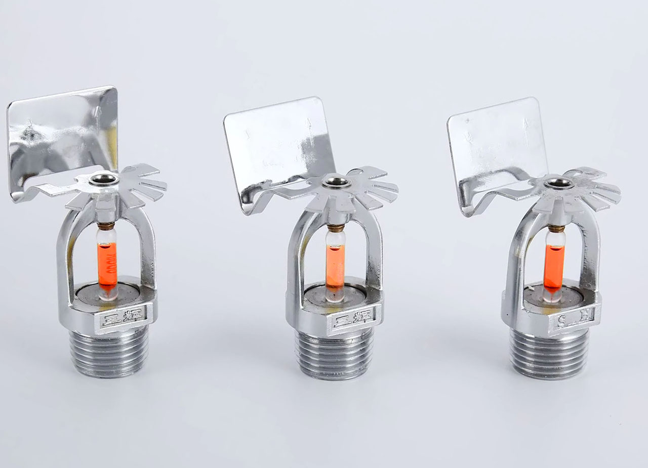 Đầu phun Sprinkler DN15 hướng ngang ren PT 1/2" Ø21mm