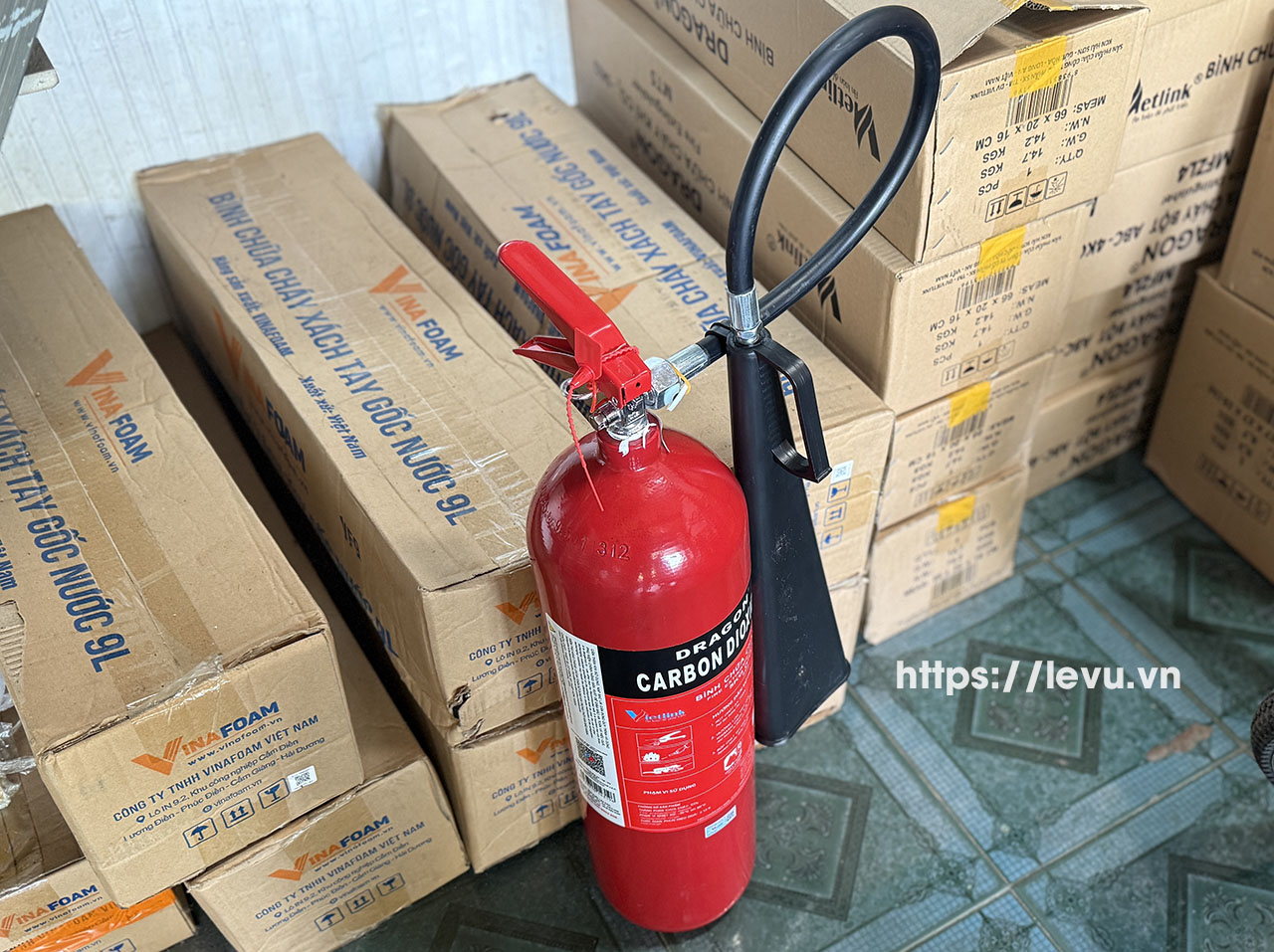 Bình chữa cháy MT5 giá bao nhiêu?