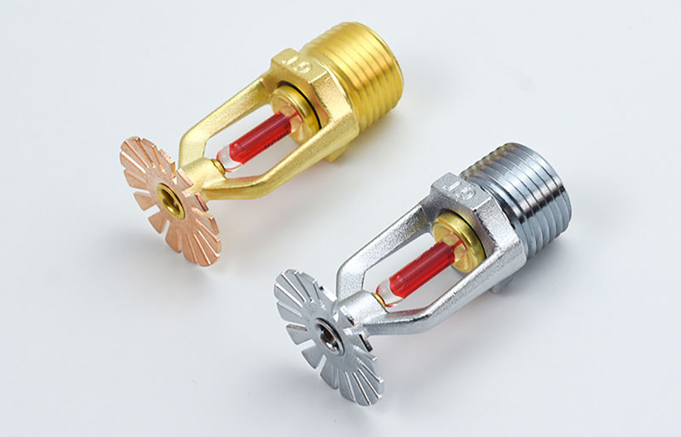 So sánh đầu phun chữa cháy tự động sprinkler bằng đồng và bằng chrome
