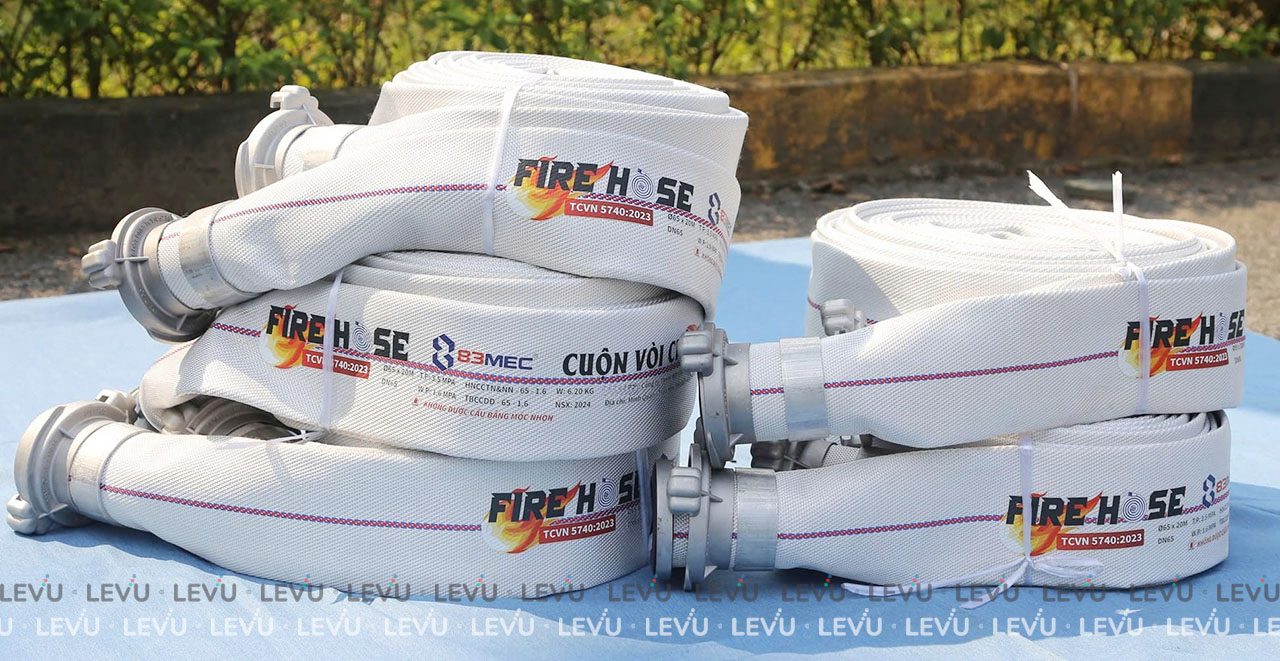 voi chua chay vach tuong dn65 16bar 83mec levu viet nam 3 Đặc điểm nổi bật của vòi chữa cháy D65 83Mec