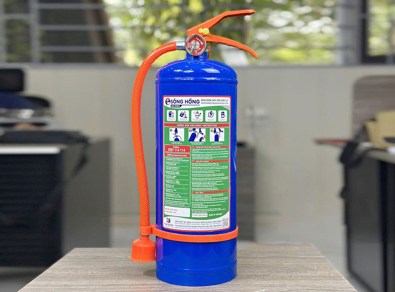 binh chua chay da nang song hong goc nuoc 4 lit sh wb4 1 Bình chữa cháy đa năng Sông Hồng gốc nước 4 lít SH.WB4