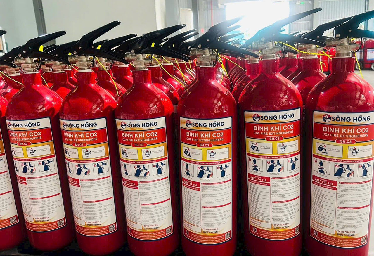 binh chua chay song hong khi co2 3kg sh c3 1 Bình chữa cháy Sông Hồng khí CO2 3kg SH.C3